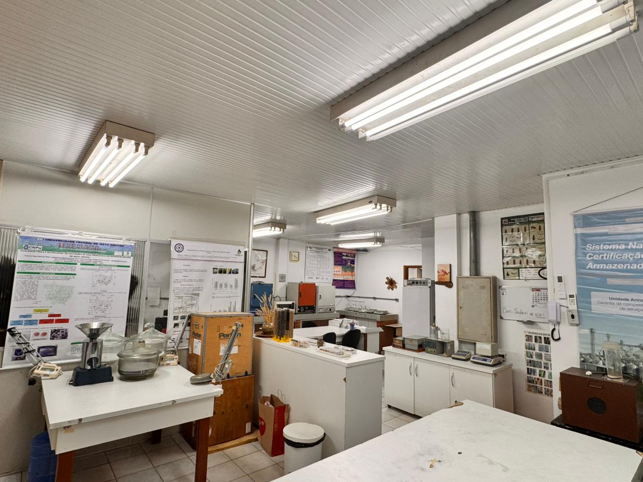 Laboratório de qualidade de grãos 03